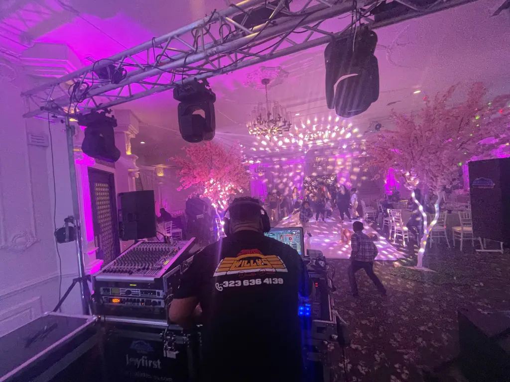Servicios de DJ Profesional para Eventos