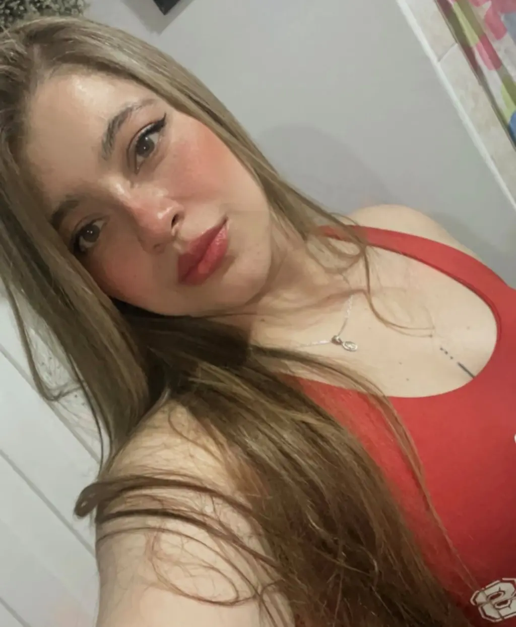 Latina ..........