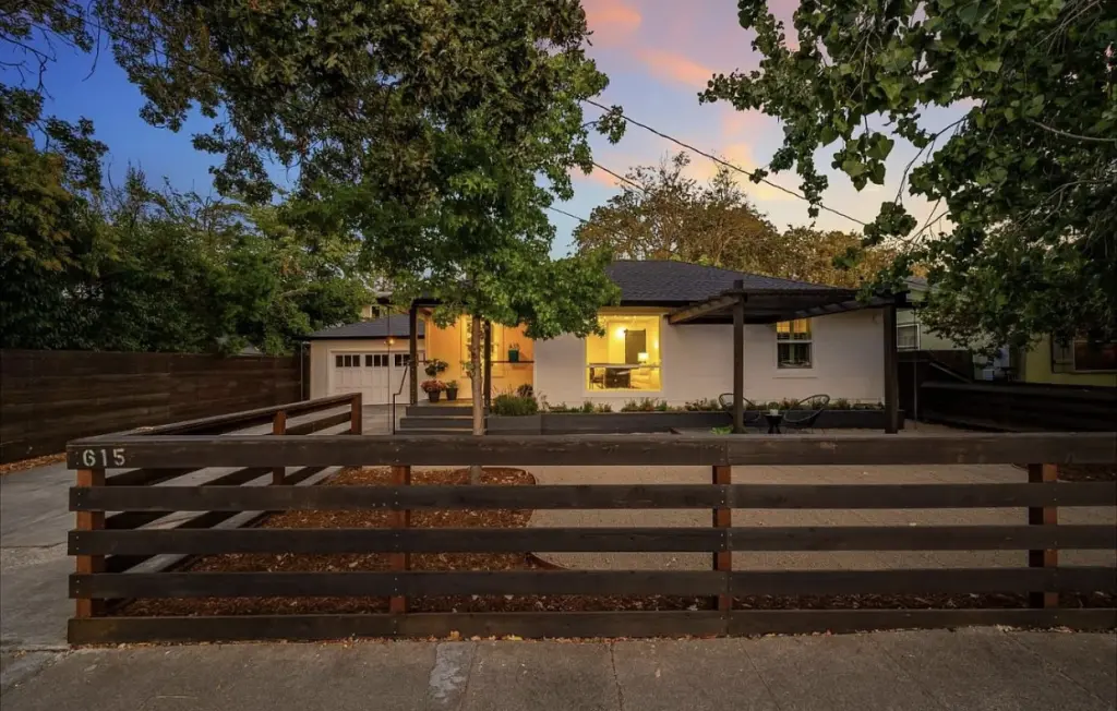 SINGLE FAMILY HOME