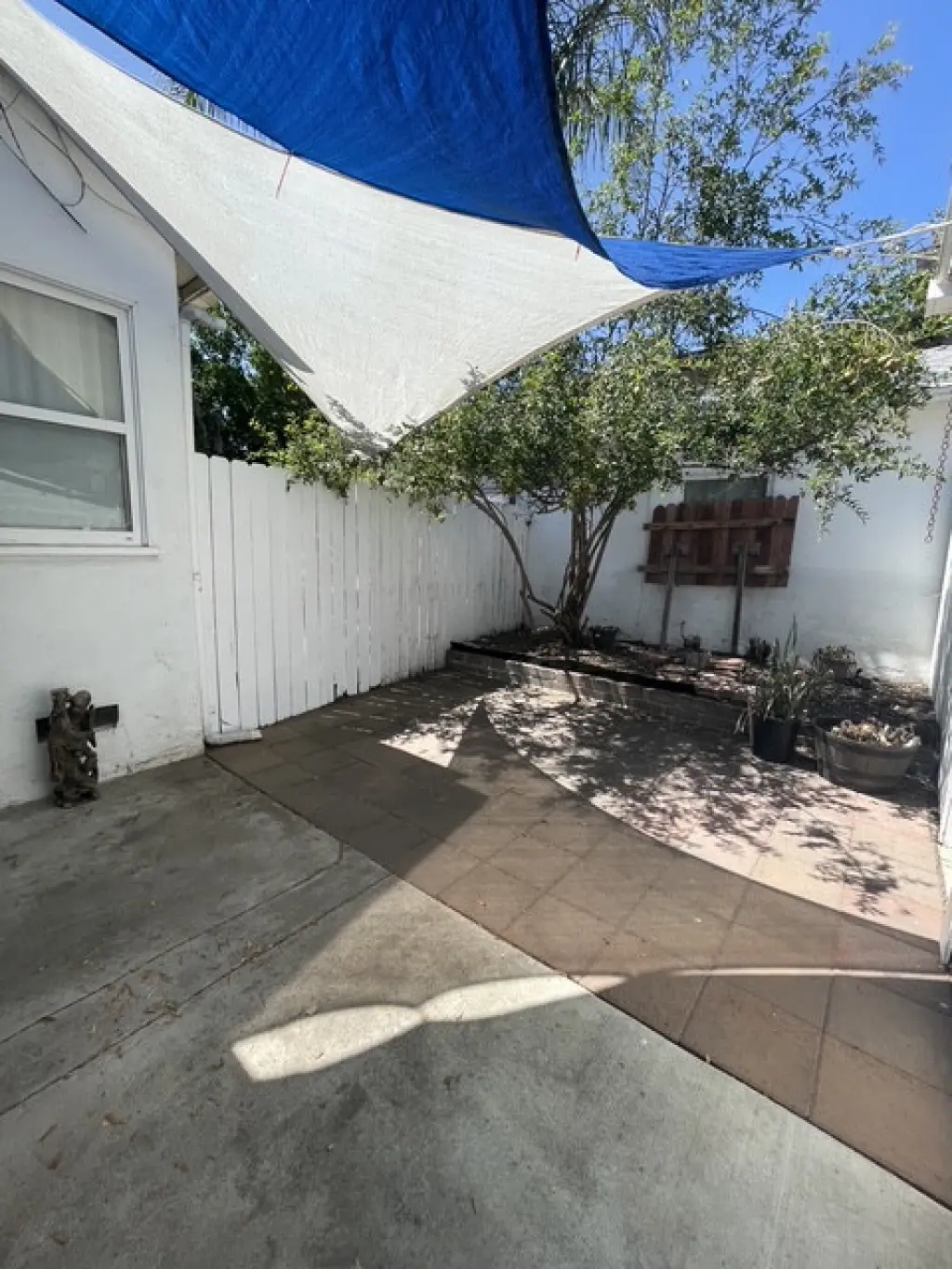🏡 Apartamento de 1 Recámara / 1 Baño en Renta – Canoga Park 🏡