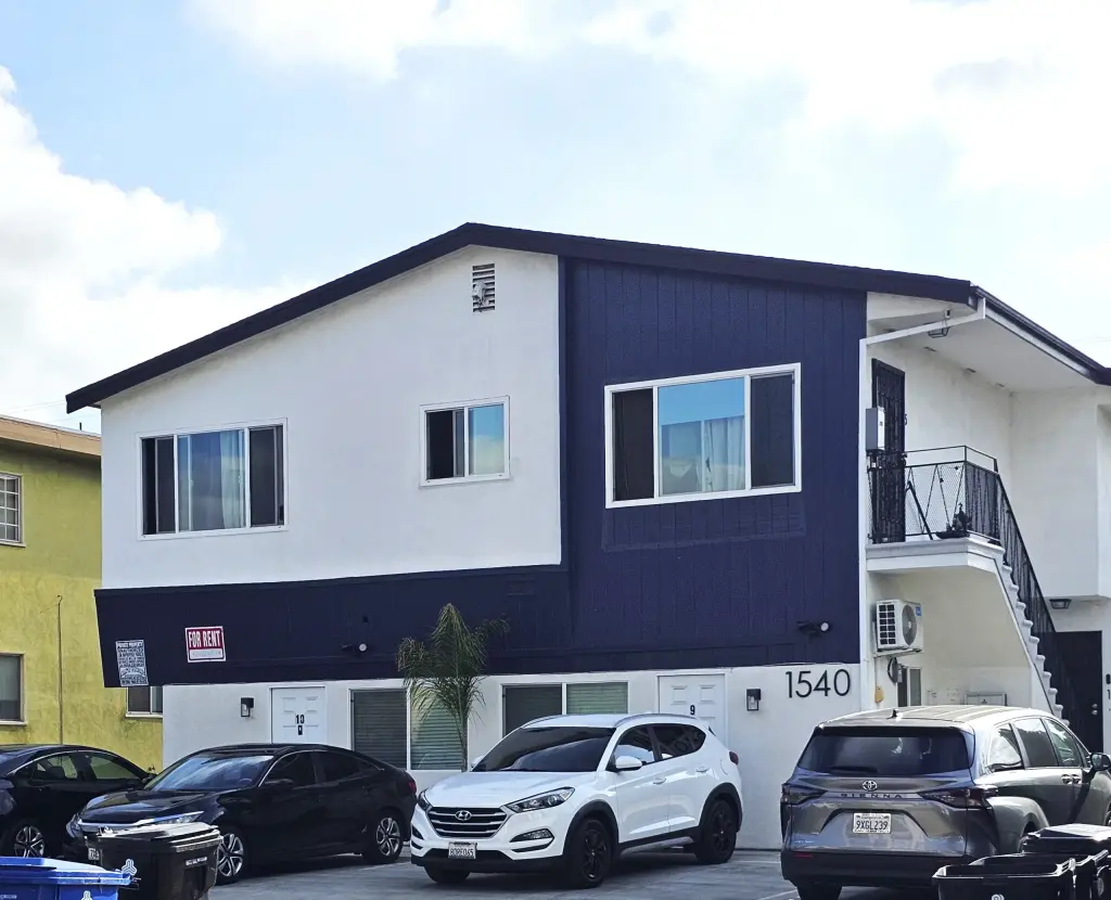 HERMOSO STUDIO $1,800 - LISTO PARA MUDARSE!