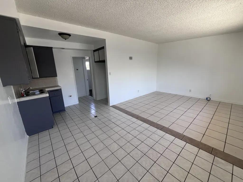 Apartment for rent^^ Lynwood^^^