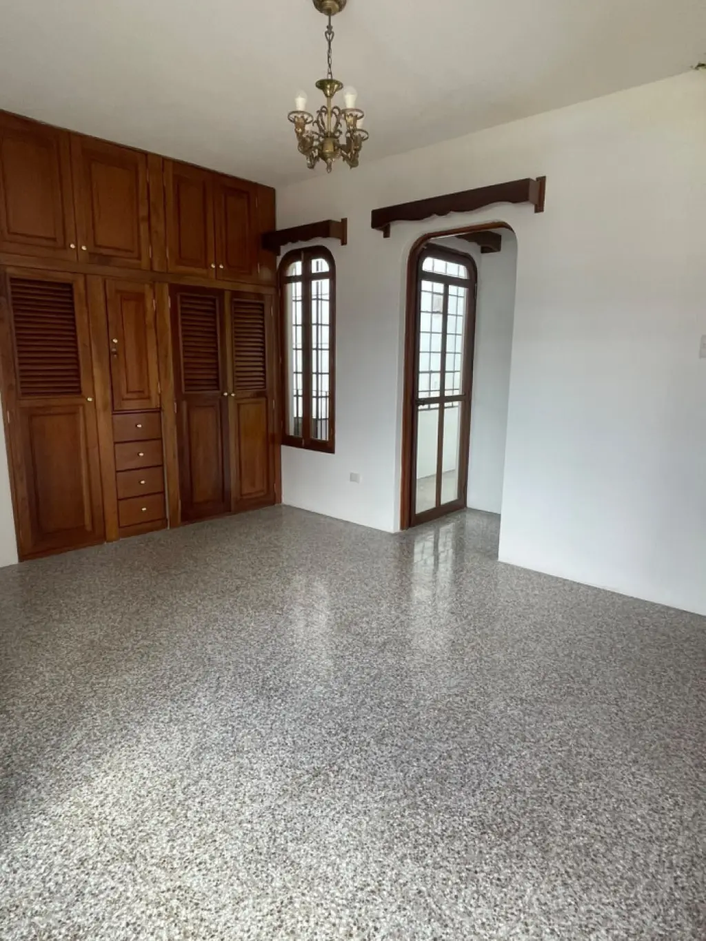 Casa en Venta en Calzada San Juan, Zona 7