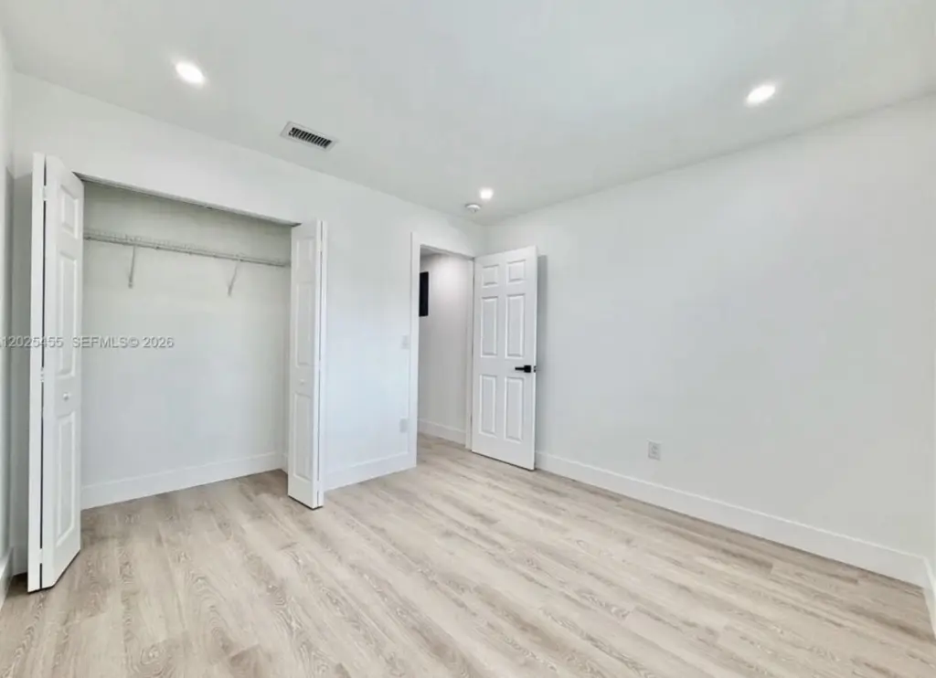 3 casas en Miami, esta propiedad