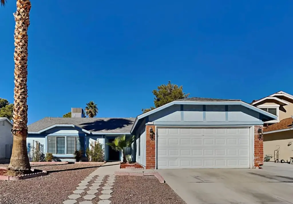 6504 Wheelbarrow Peak Dr, Las Vegas, NV 89108