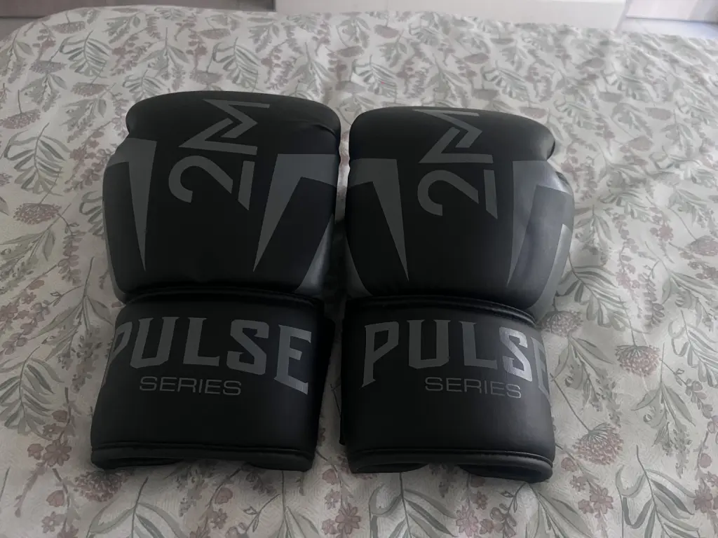 Guantes de Boxeo Pulse Series - Perfectos para Entrenamiento