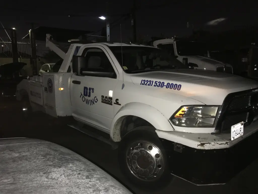 Grua las 24 horas (323)200-6509