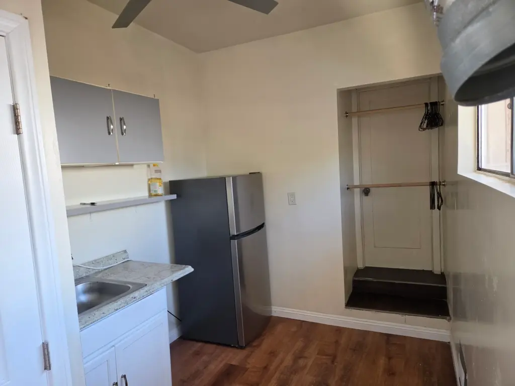 Cuarto Renta $700 Independiente en Lynwood