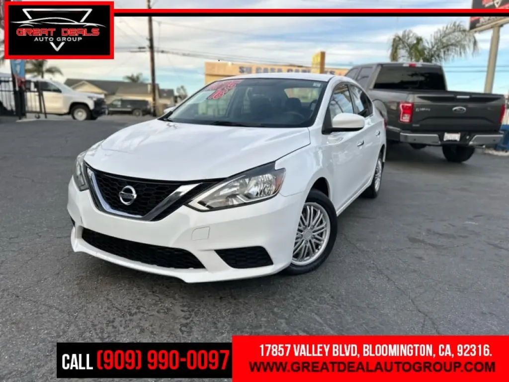 2018 Nissan Sentra - Confiable y Eficiente en Combustible