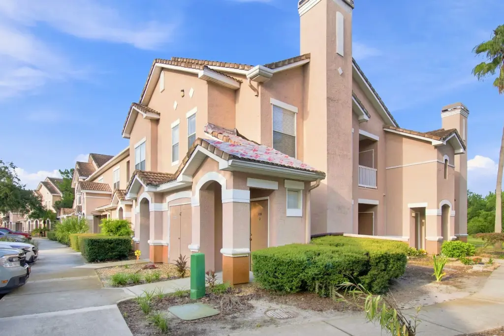Condo 2/2 en renta en Tampa – $1,800/mes