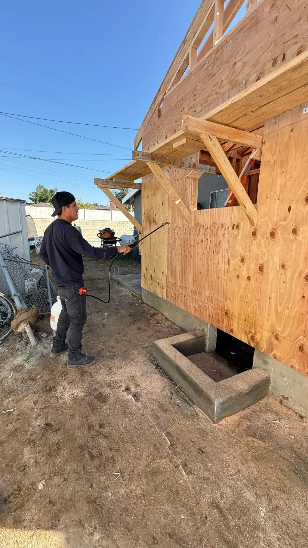 CONSTRUCCIONES NUEVAS Y REMODELACIONES
