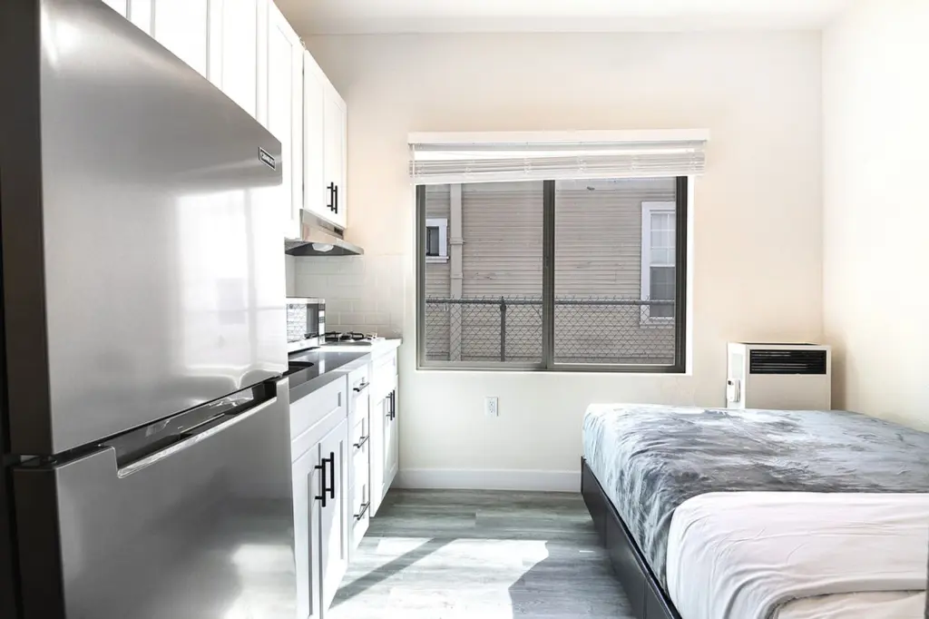 Estudio Amueblado en E 27th Street $1,095 - Historic South-Central