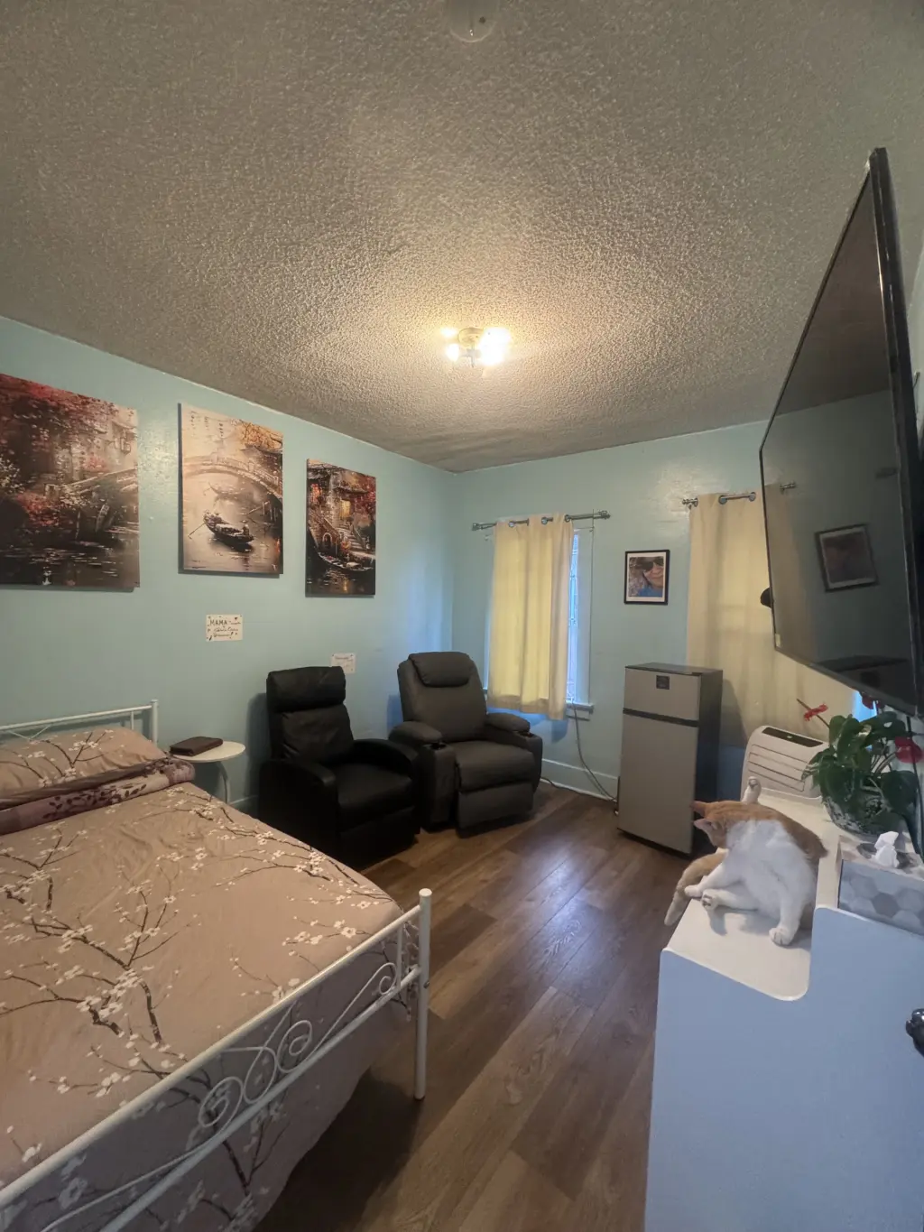 Cozy Room for Rent with Amenities