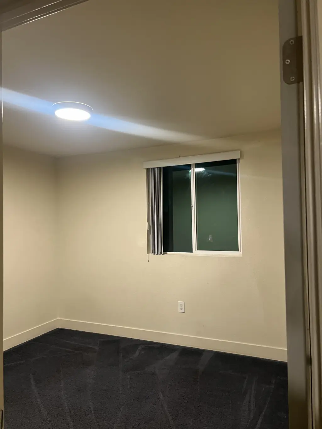 Habitación Espaciosa en Alquiler en Vecindario Tranquilo