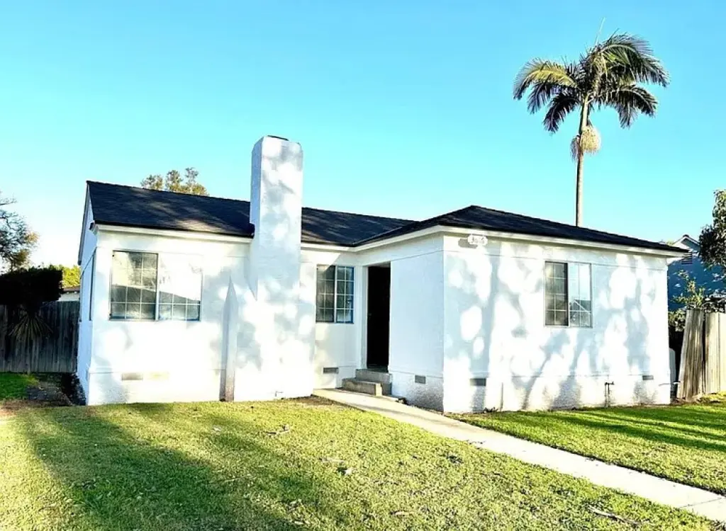 UPDATED SINGLE FAMILY HOME -