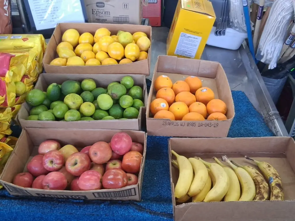Cajera para licorería