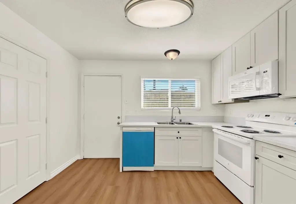 SPECIAL PRIVATE APARTMENT FOR RENT