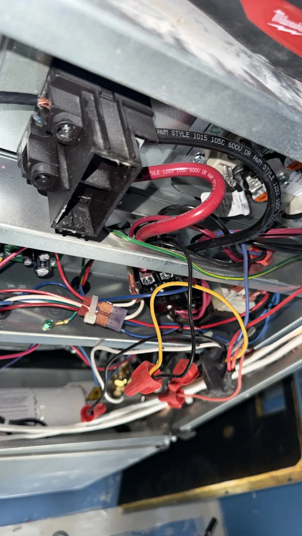 Trabajos de electricidad  ingles  y español🇺🇸