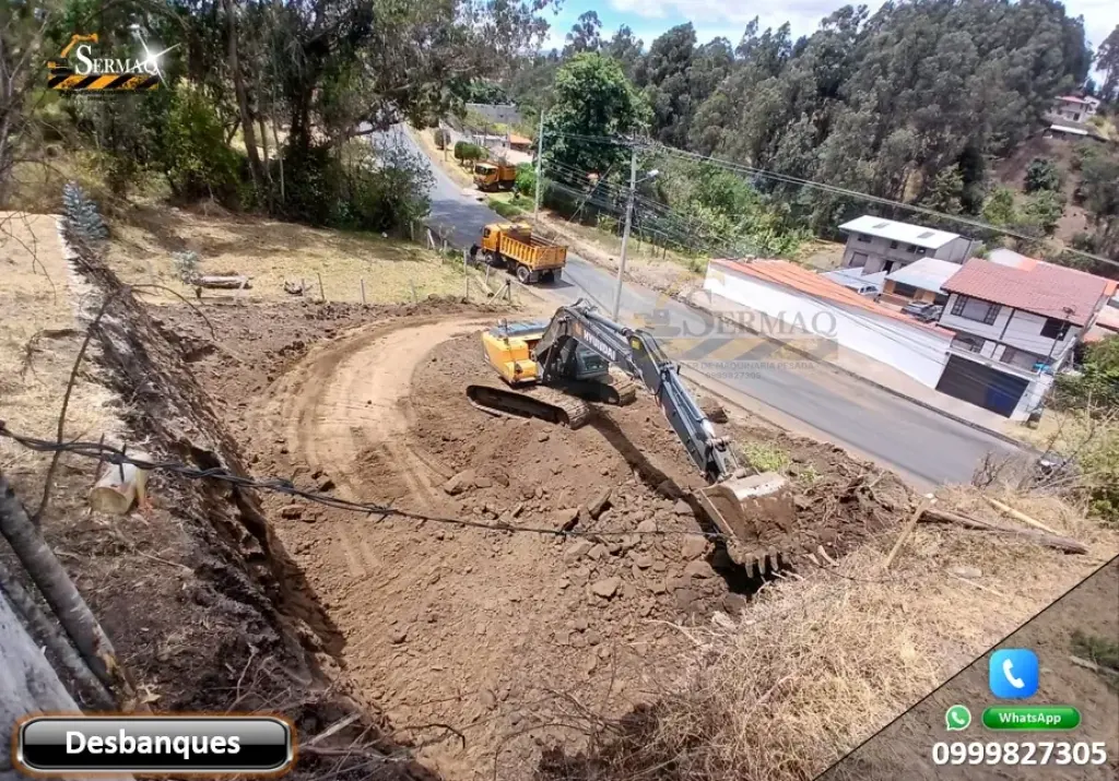 Desbanques, Excavación, Limpieza de capa vegetal