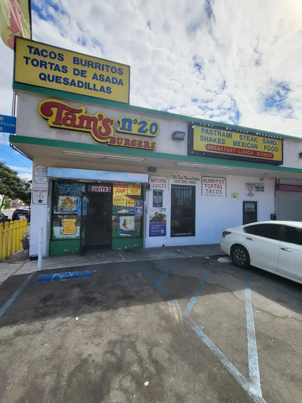 Tam's n'20 Burgers - Deliciosa Comida Mexicana