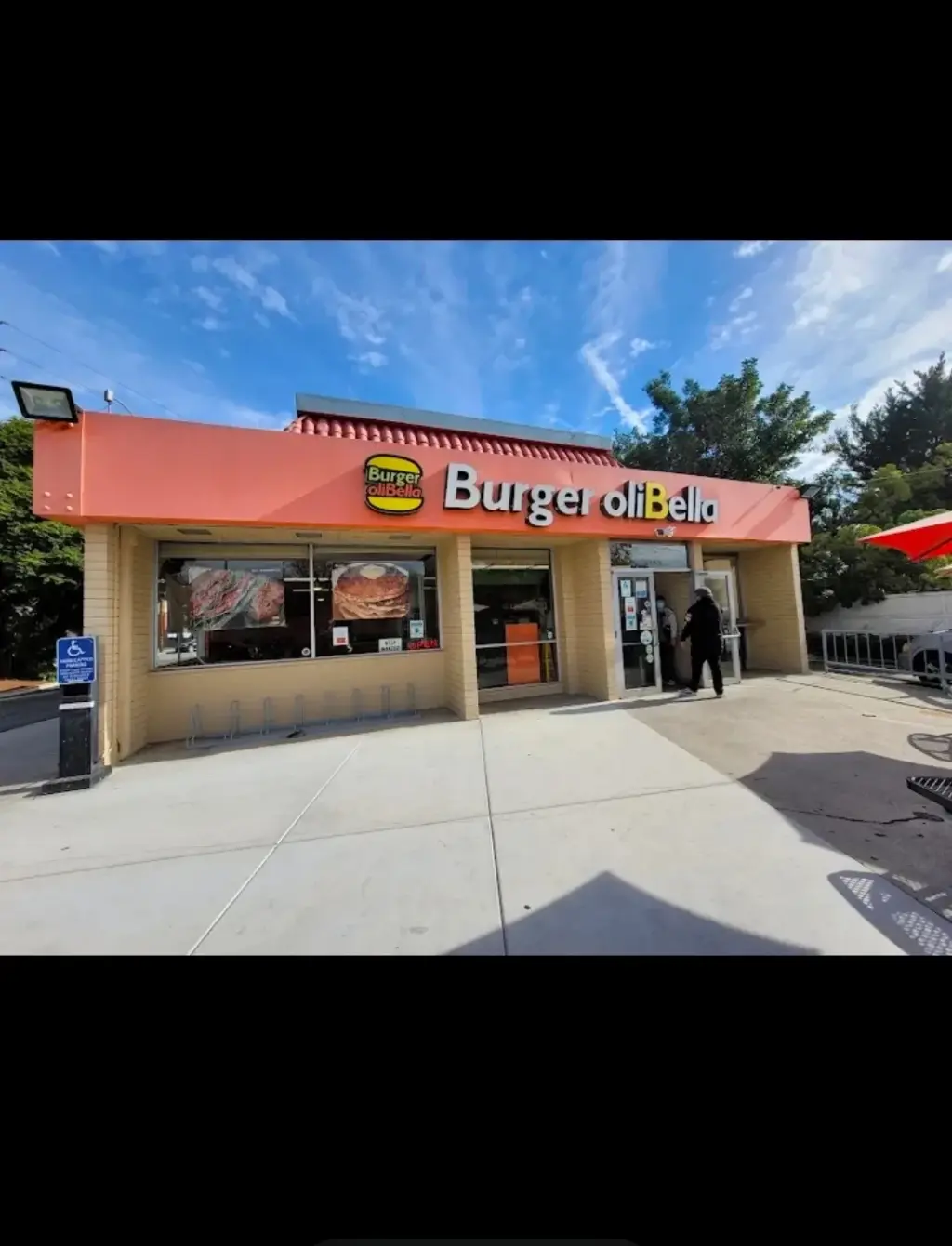 Cajera(o) bilingual