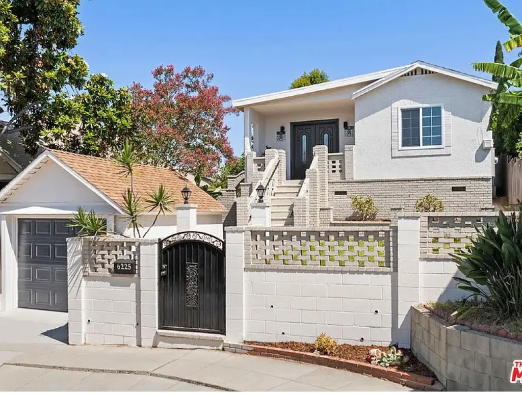 spacious 3bedroom 2bath