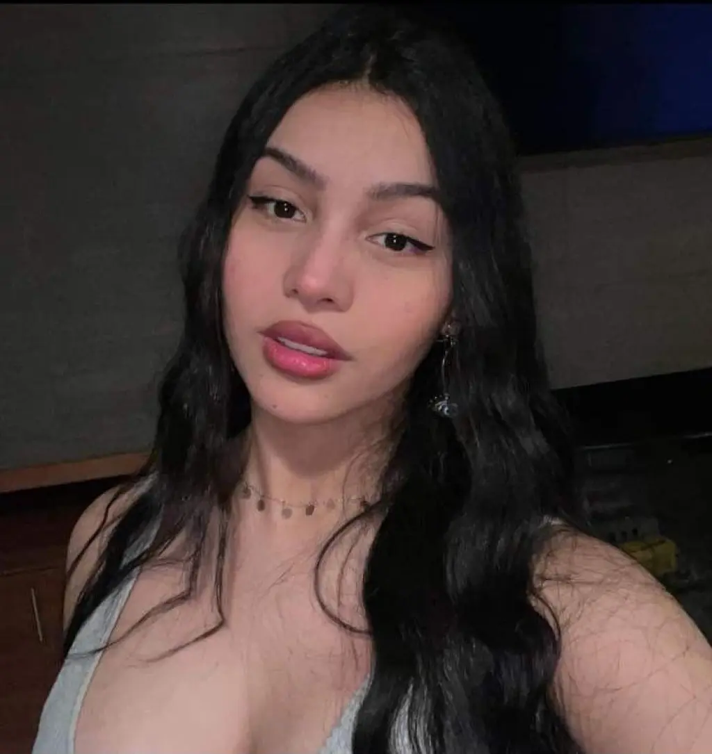 SOY  MUY LINDA