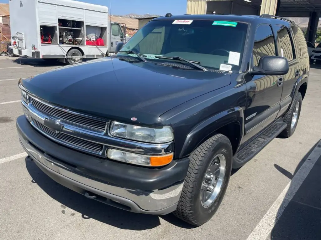 2003 CHEVROLET TAHOE LS
