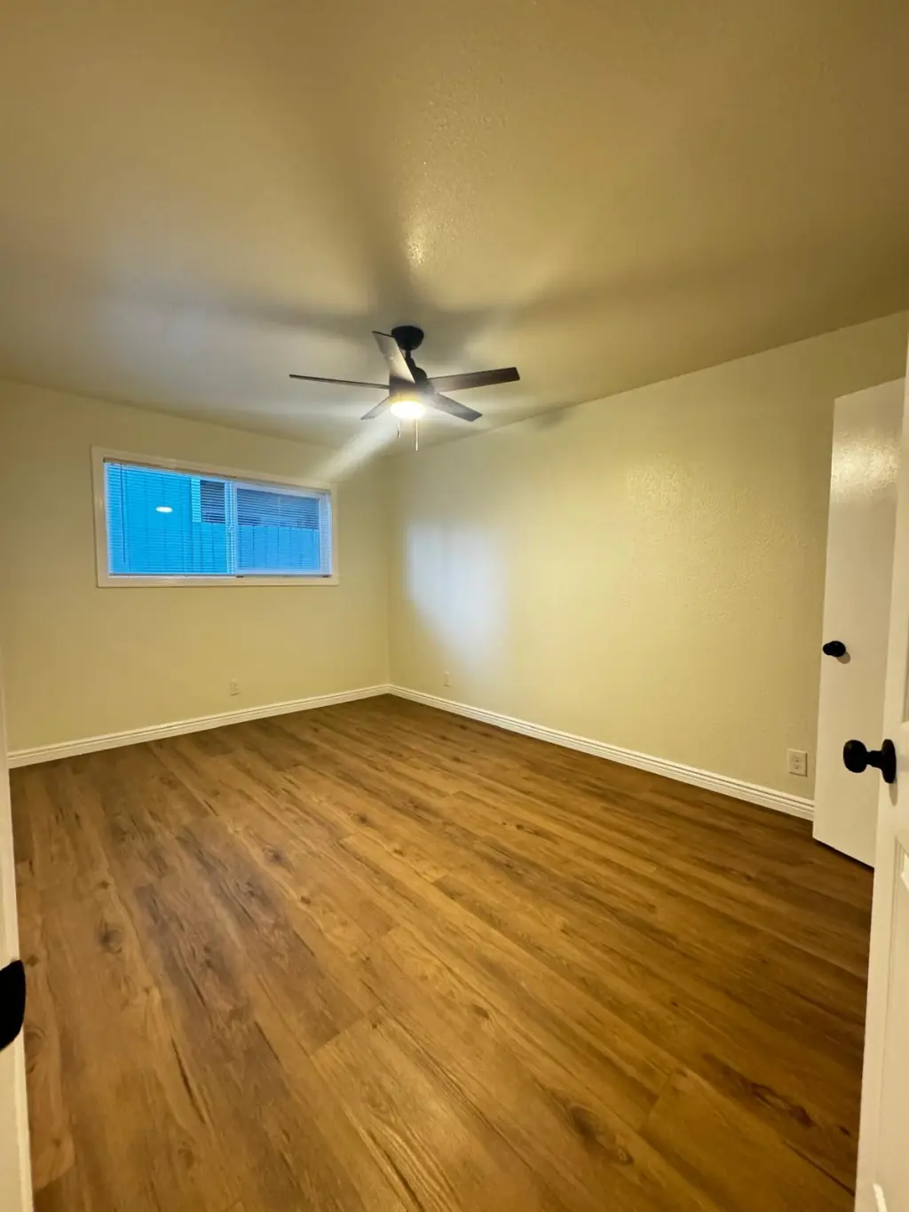 APARTMENTO DE RENTA – FRESNO, CA