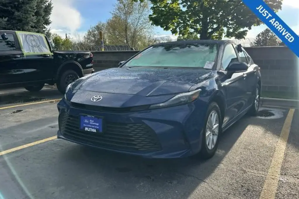 Toyota Camry 2025 AWD LE 4dr Sedan