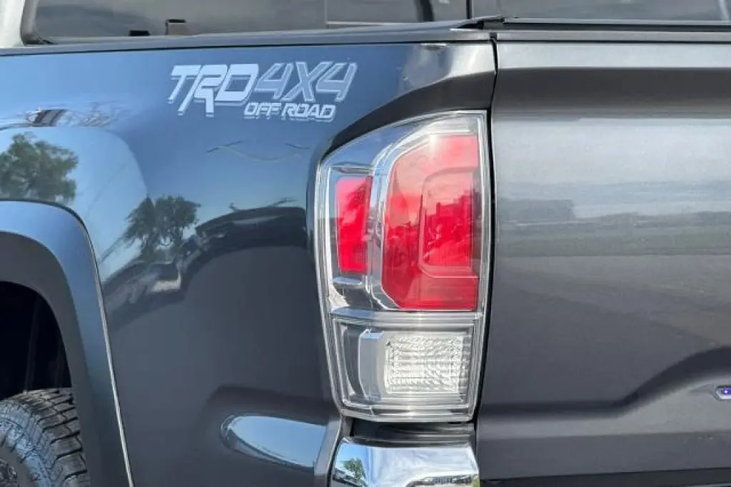 Toyota Tacoma 2023 4x4 TRD Pro 4dr Double Cab 5.0 ft SB 6M