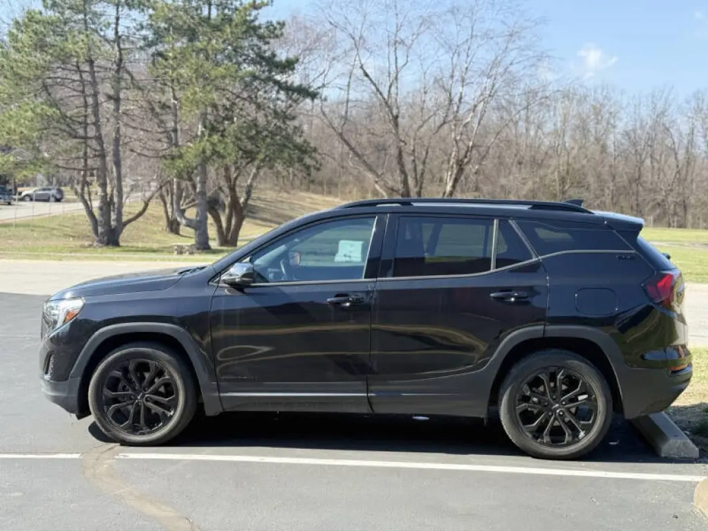 2020 GMC Terrain SLE