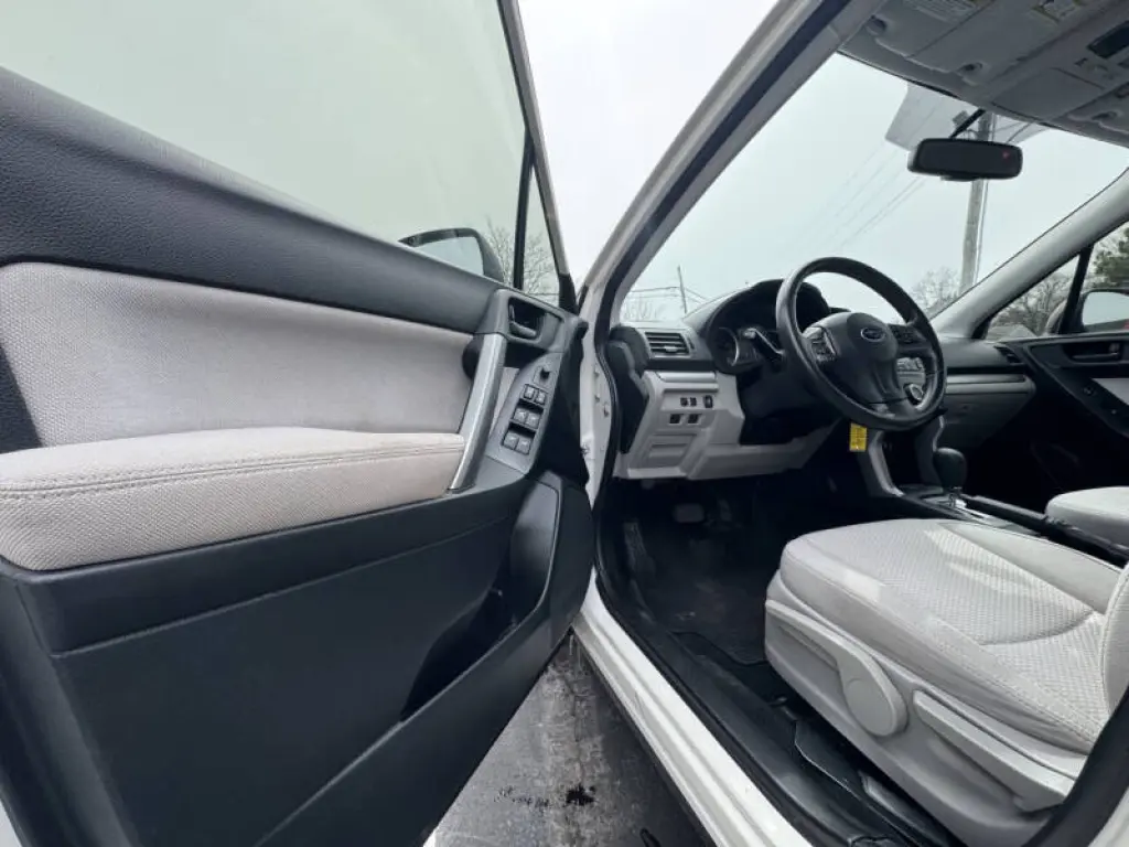 2015 Subaru Forester 2.5i