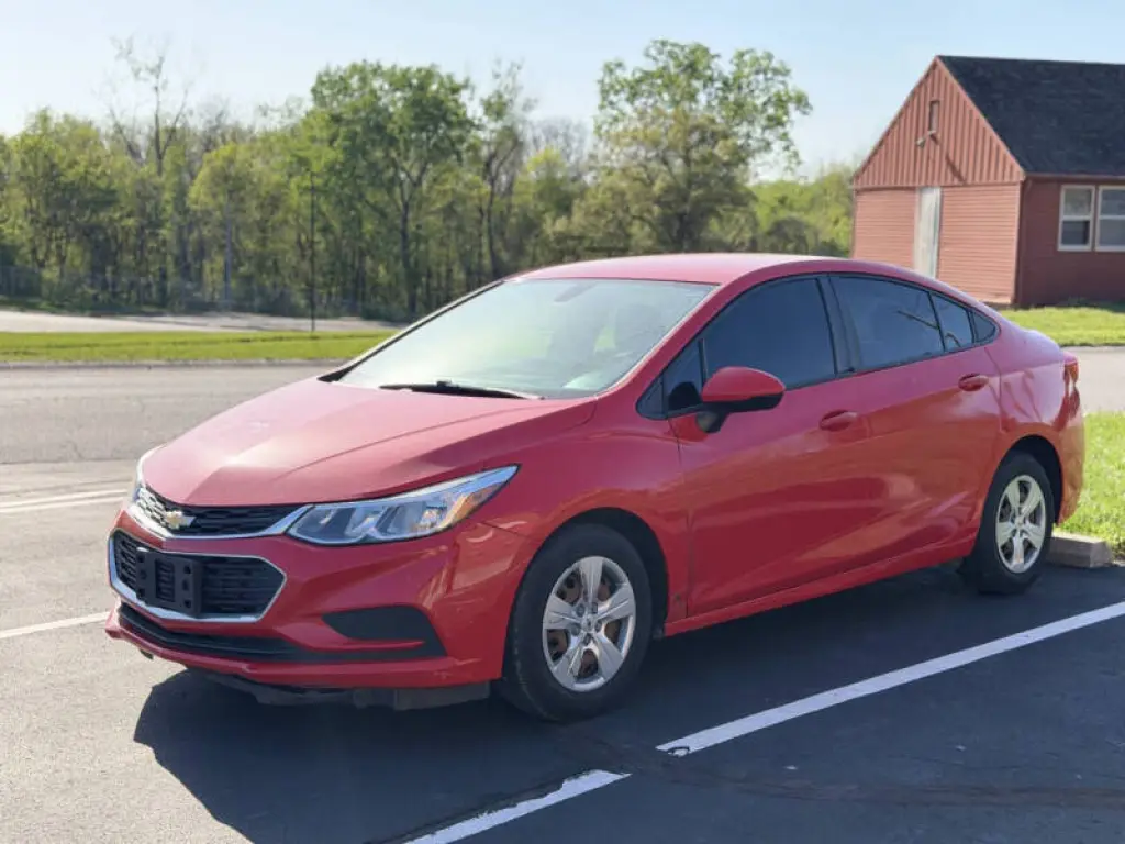 2018 Chevrolet Cruze LS Auto