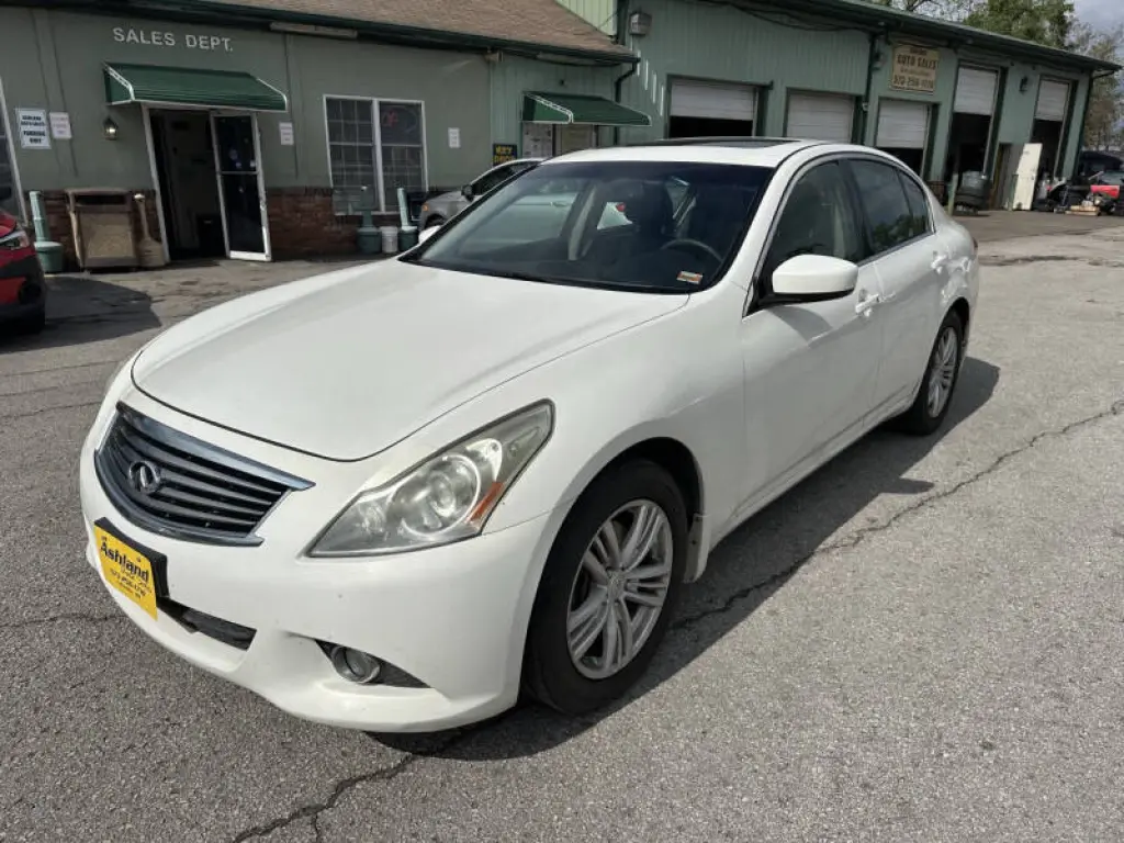 2011 Infiniti G37 Sedan x