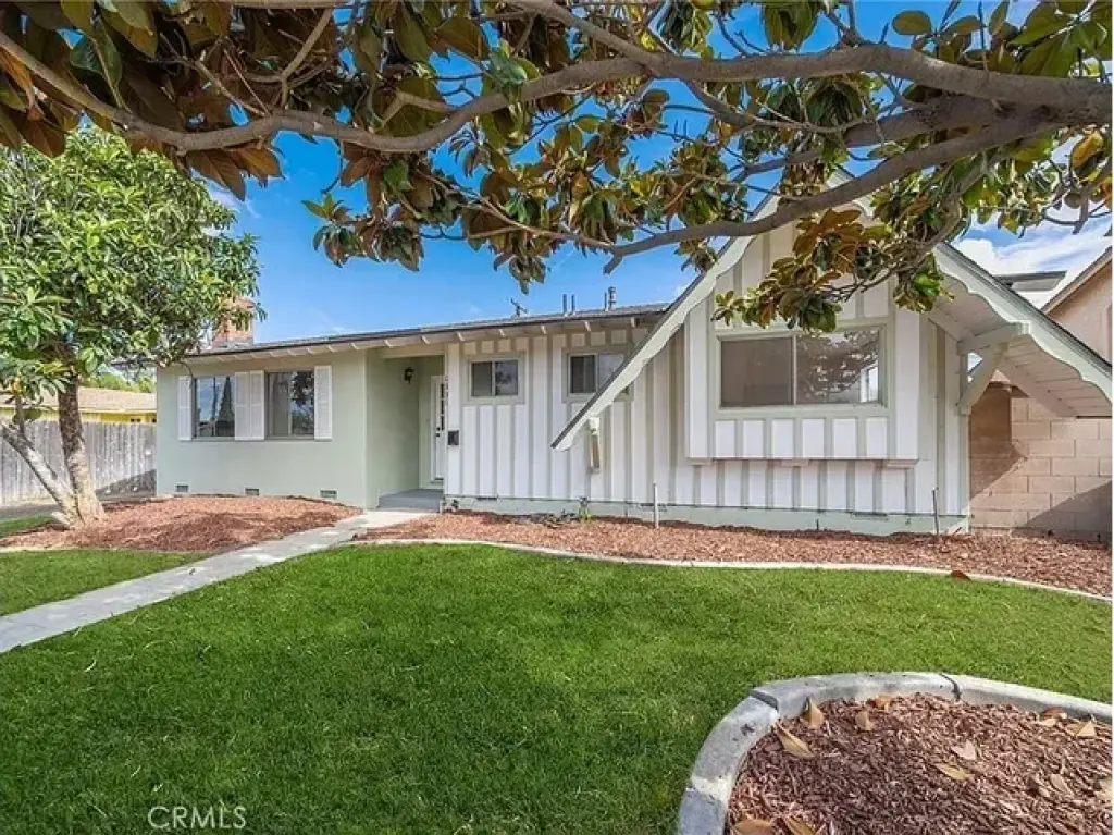 1331 E Banyan Ave, Anaheim, CA