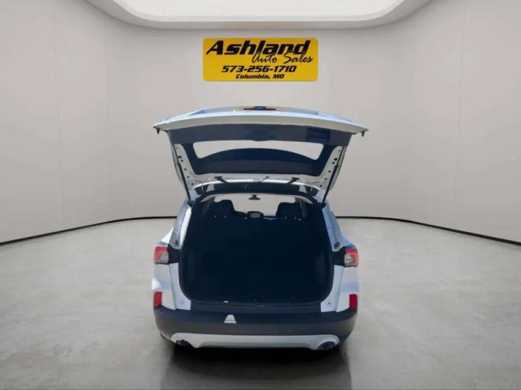 2021 Ford Escape Hybrid SE