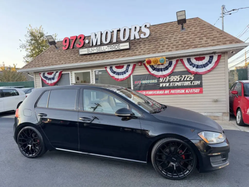2015 Volkswagen Golf TSI S
