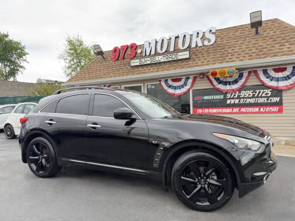 2017 Infiniti QX70