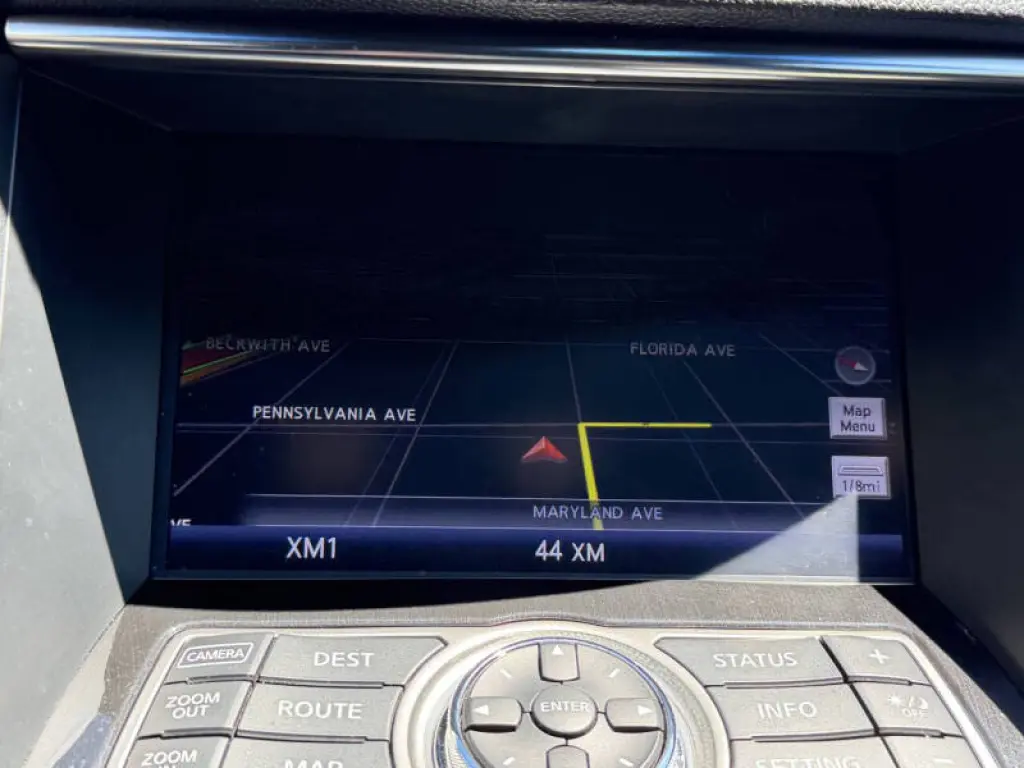 2017 Infiniti QX70