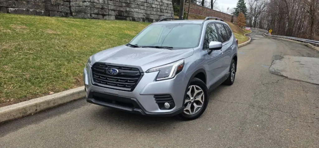 2023 Subaru Forester Premium