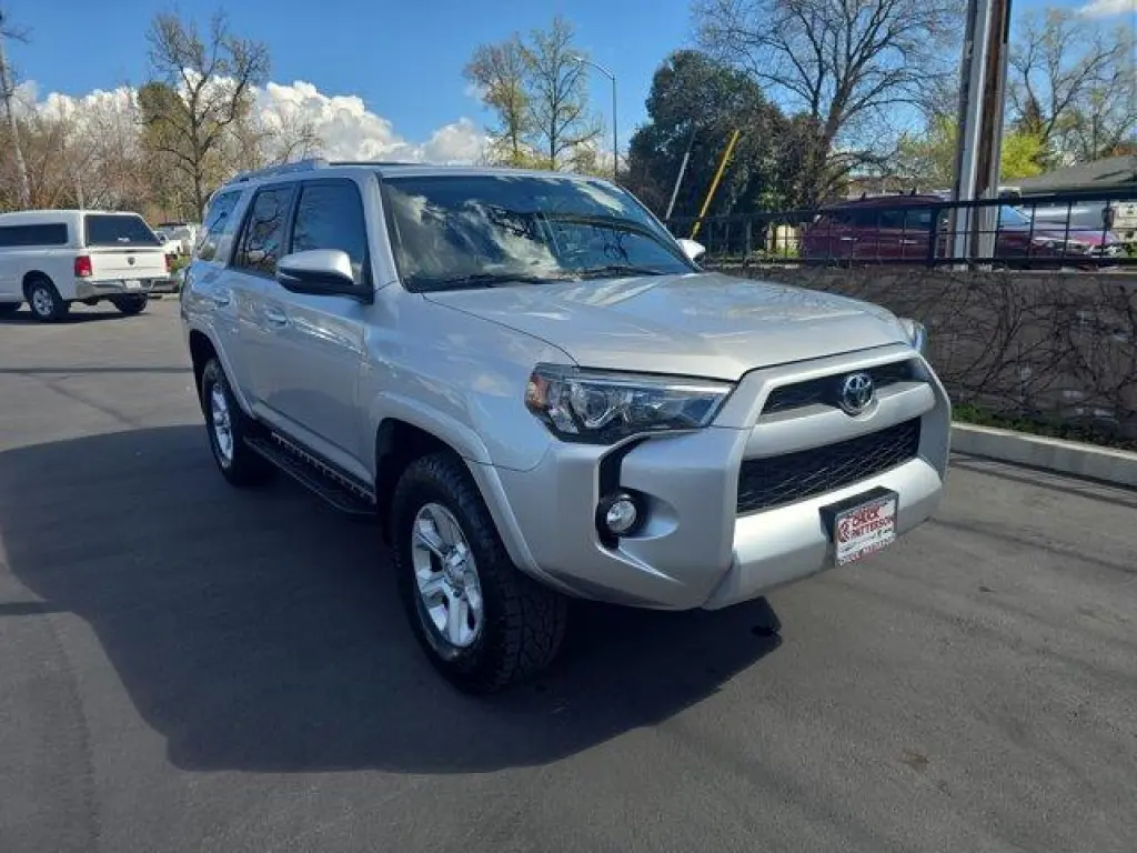 Toyota 4Runner 2018 4x4 SR5 Premium 4 puertas SUV