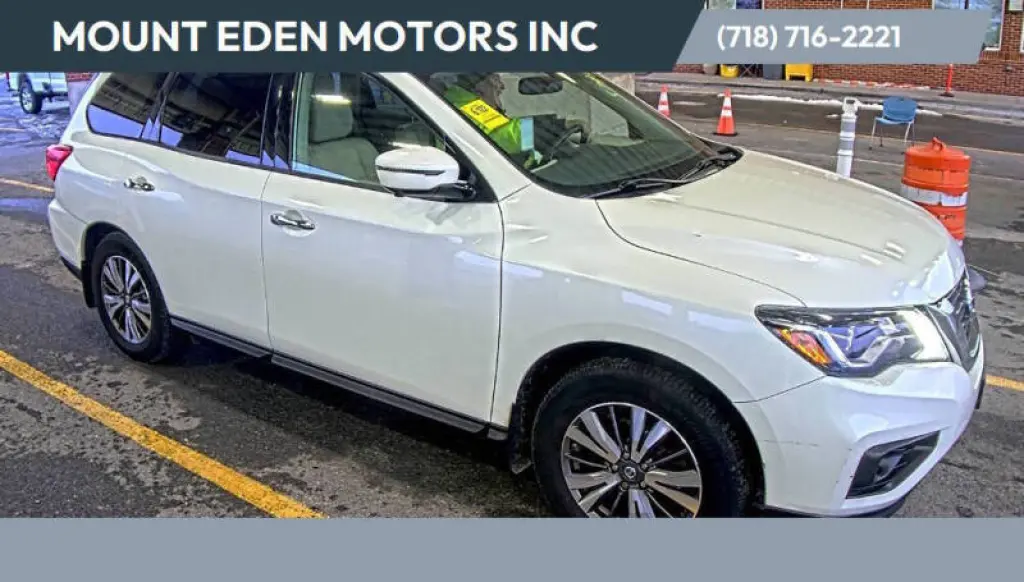2017 Nissan Pathfinder SL