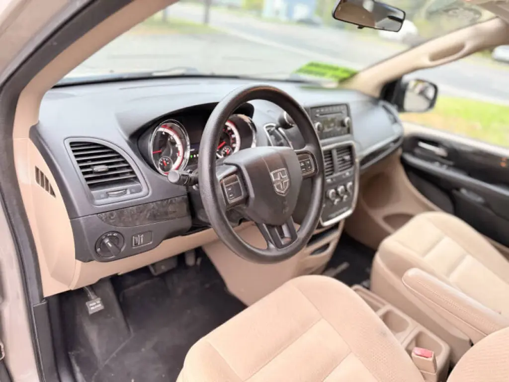 2015 Dodge Grand Caravan SE
