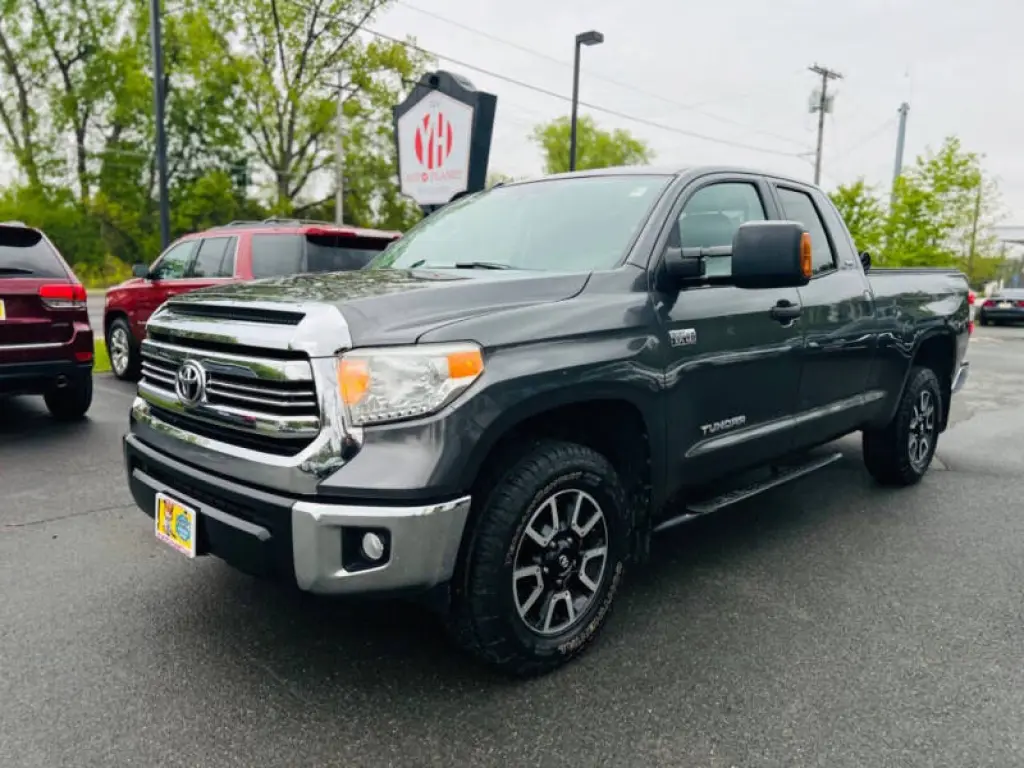 2016 Toyota Tundra SR5