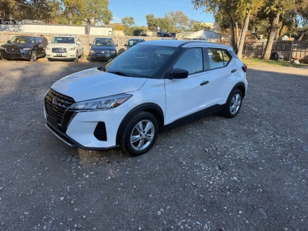 2022 Nissan Kicks