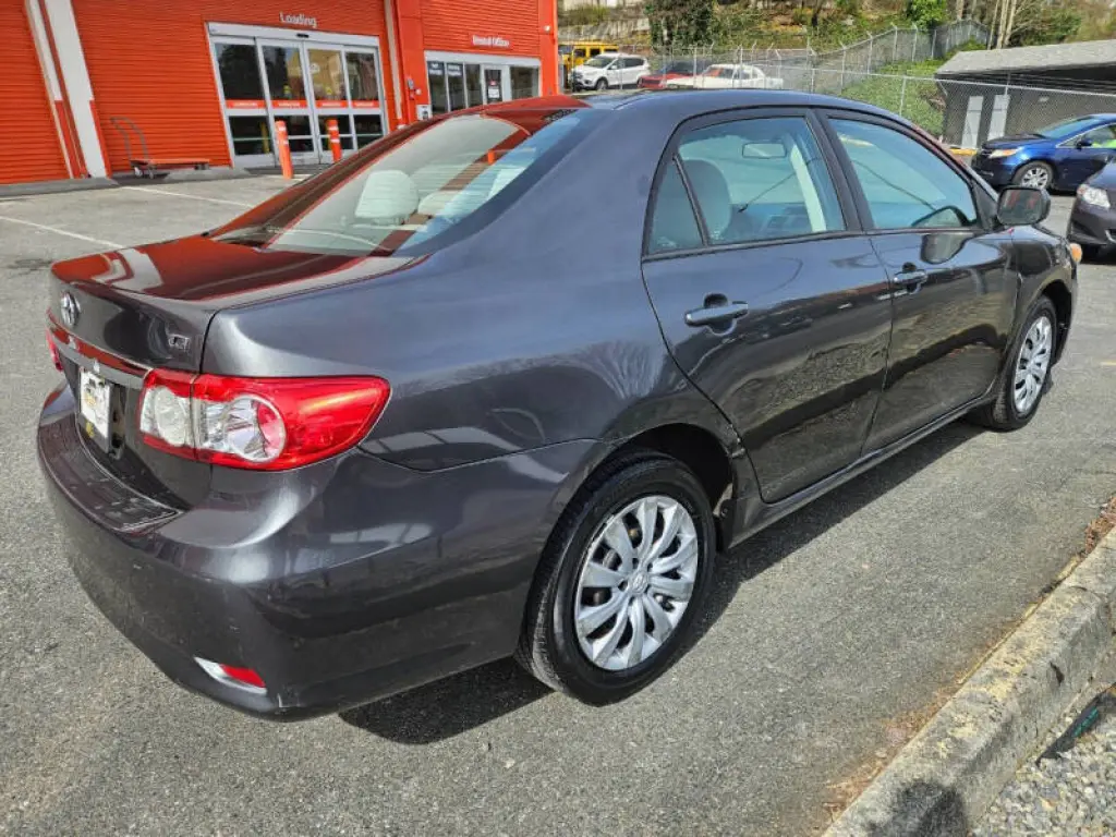 2012 Toyota Corolla LE