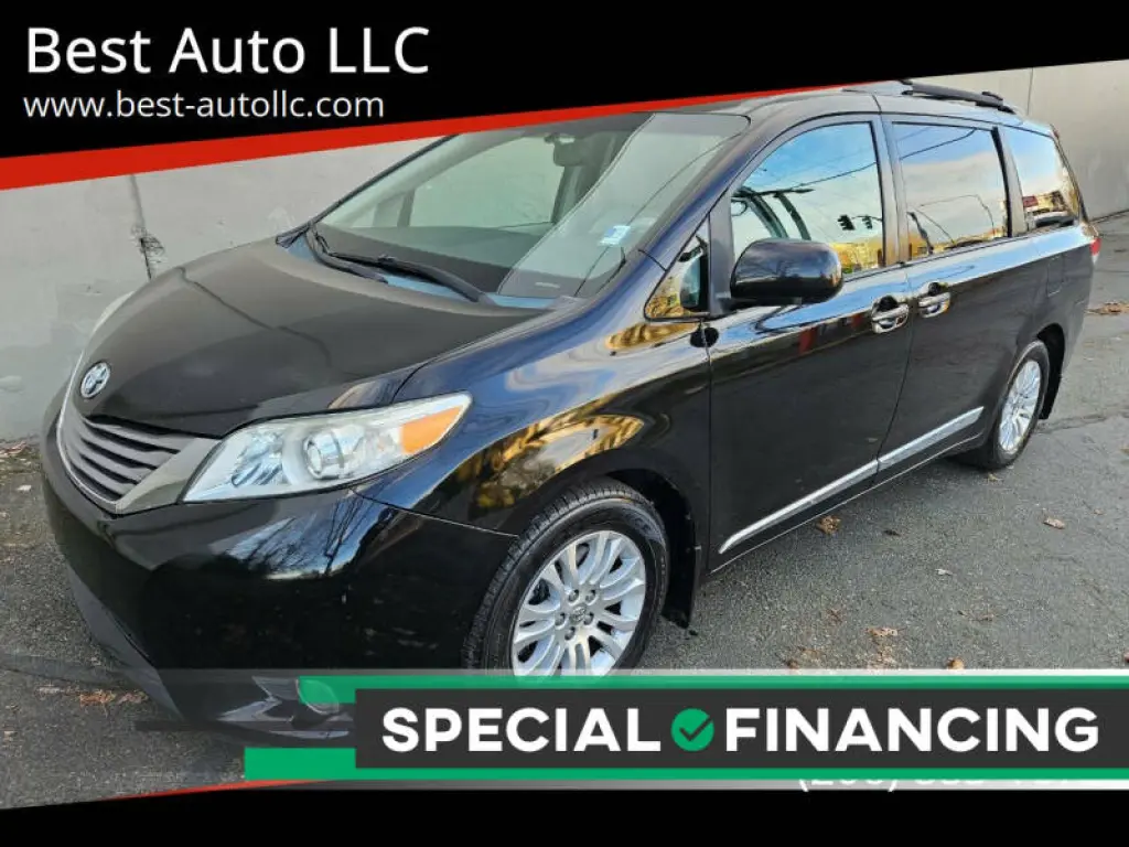 2011 Toyota Sienna XLE 8-Passenger