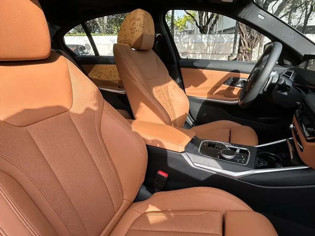 BMW 3 Series 2025 AWD 330i xDrive 4dr Sedan