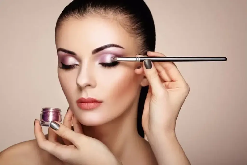 INSTRUCTORAS CURSOS DE BELLEZA